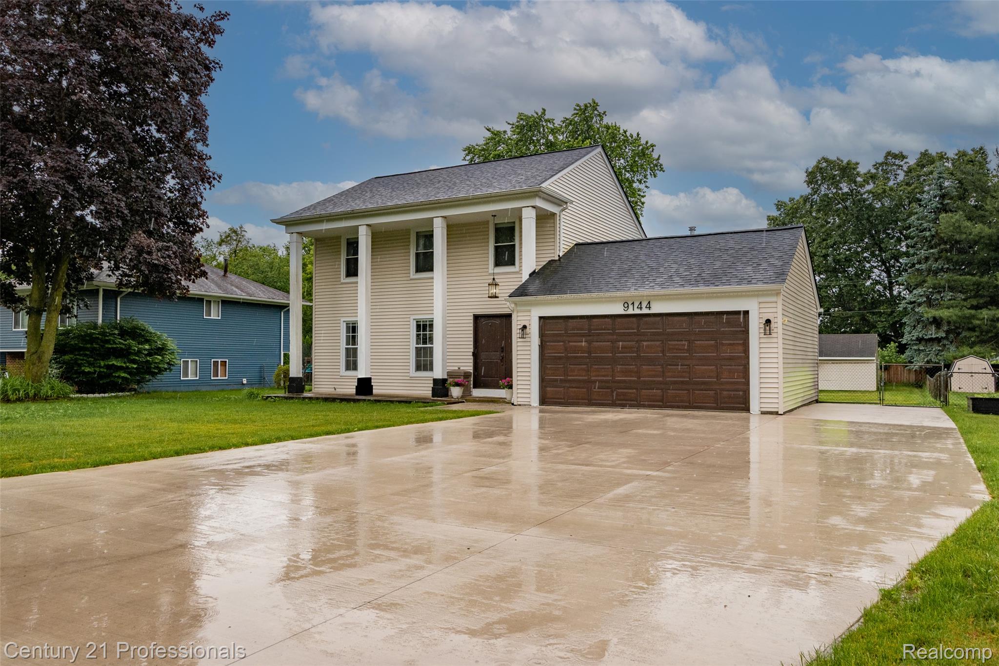 9144 Glasgow Drive