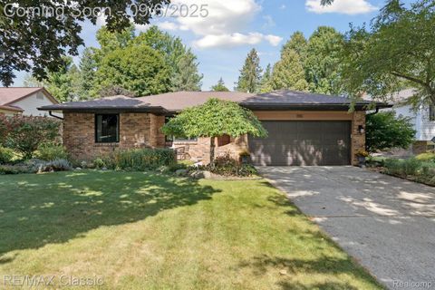 806 Abbey Lane Milford Village MI 48381