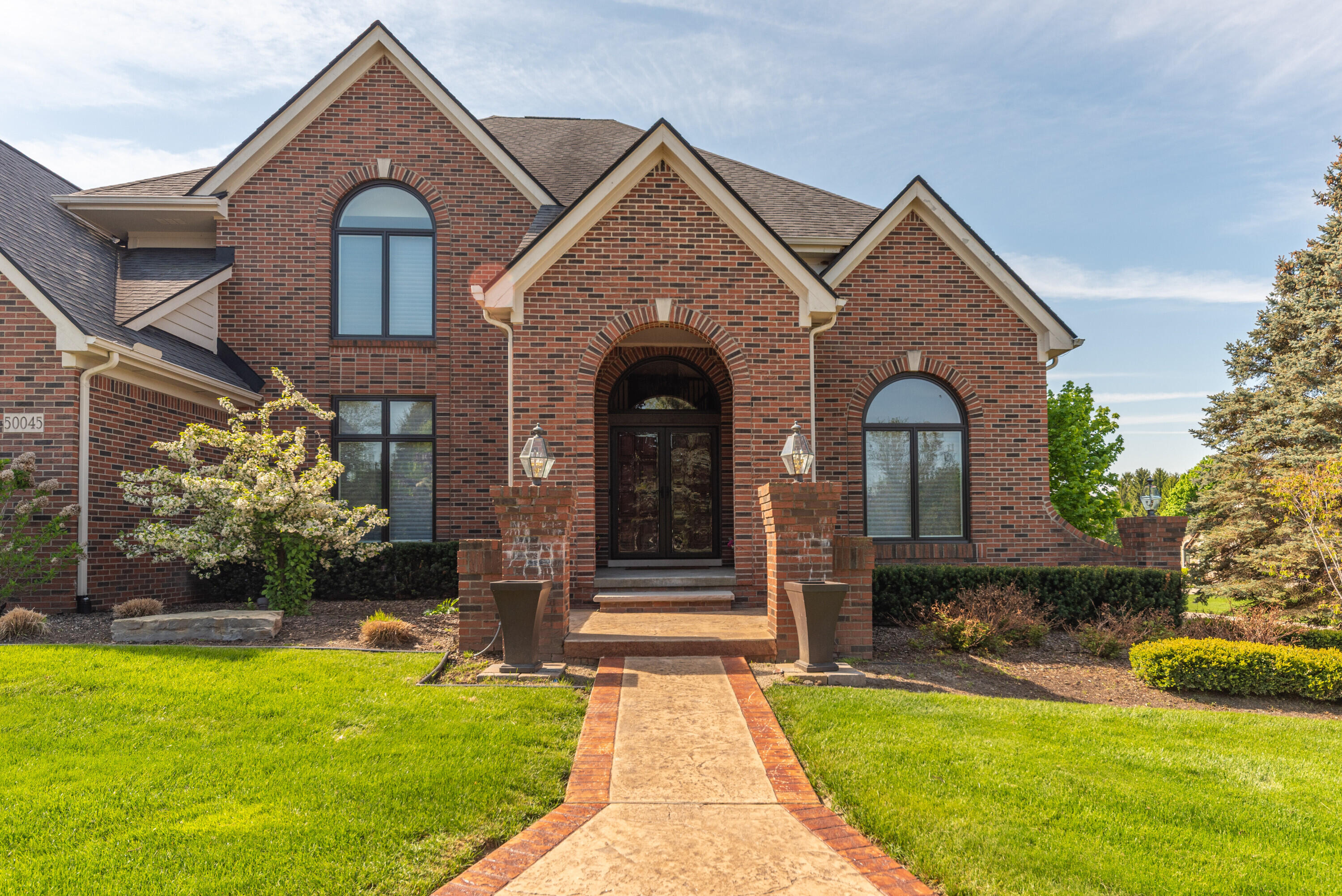 50045 Standish Court