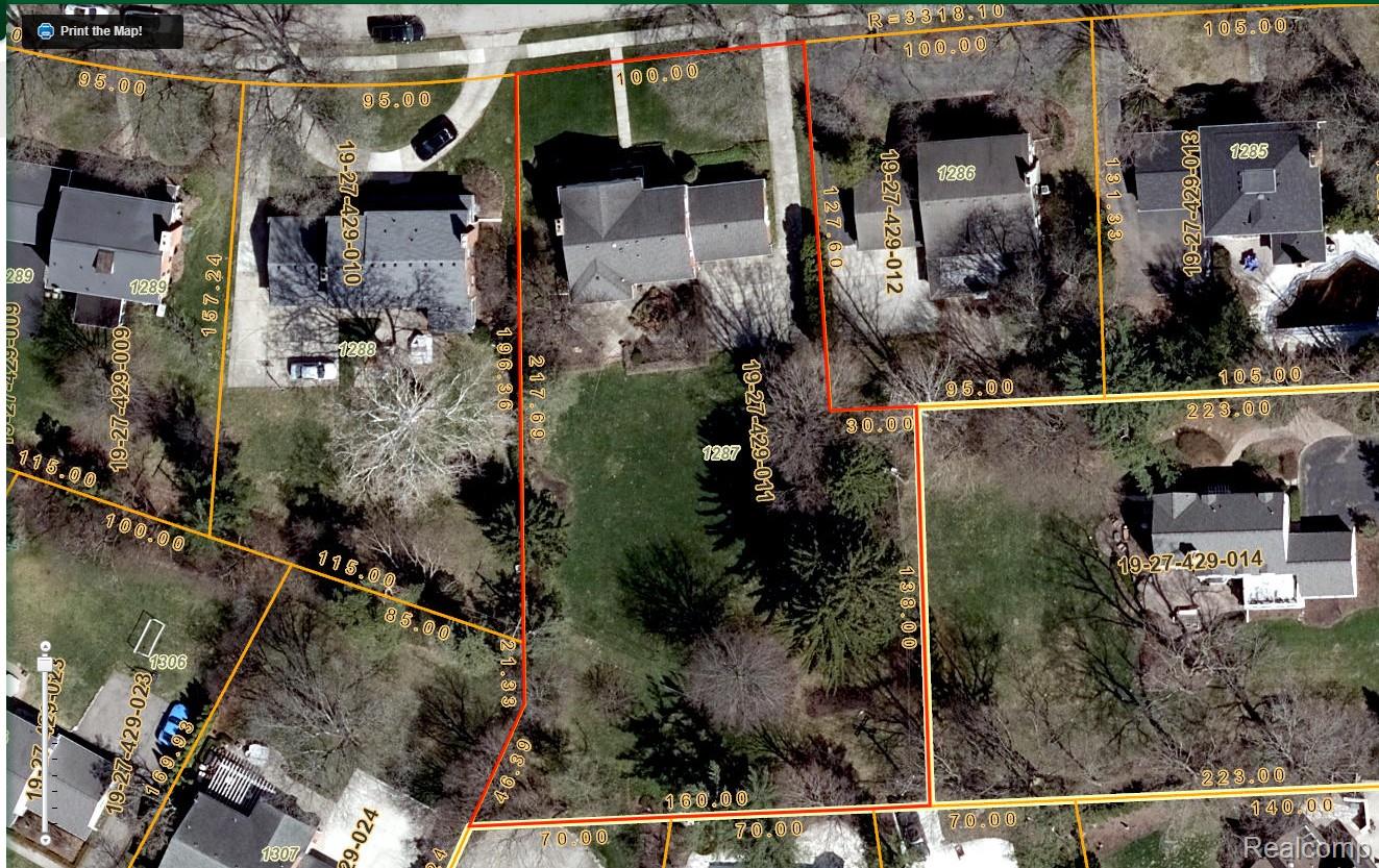 Bloomfield Charter Township, Michigan 48301, United States, 4 Bedrooms Bedrooms, ,3 BathroomsBathrooms,Residential,Pending,206332