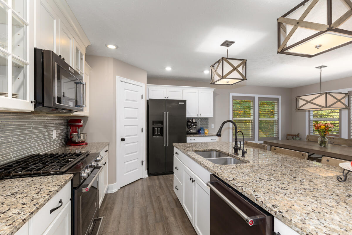 3459 Wolven Ridge Drive