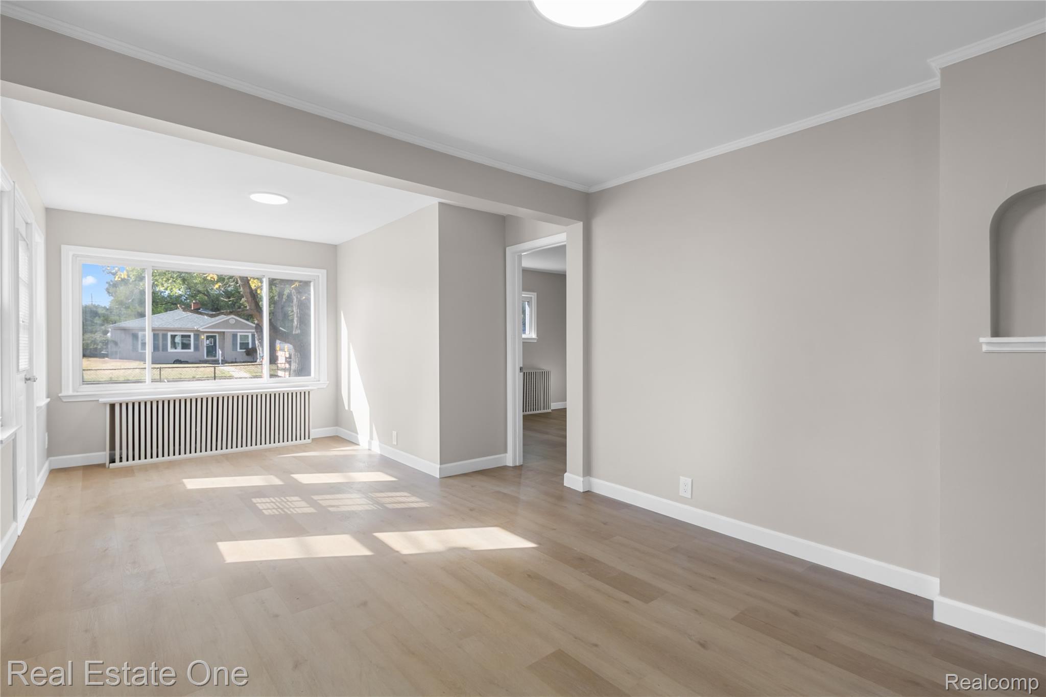 18404 Deering Street