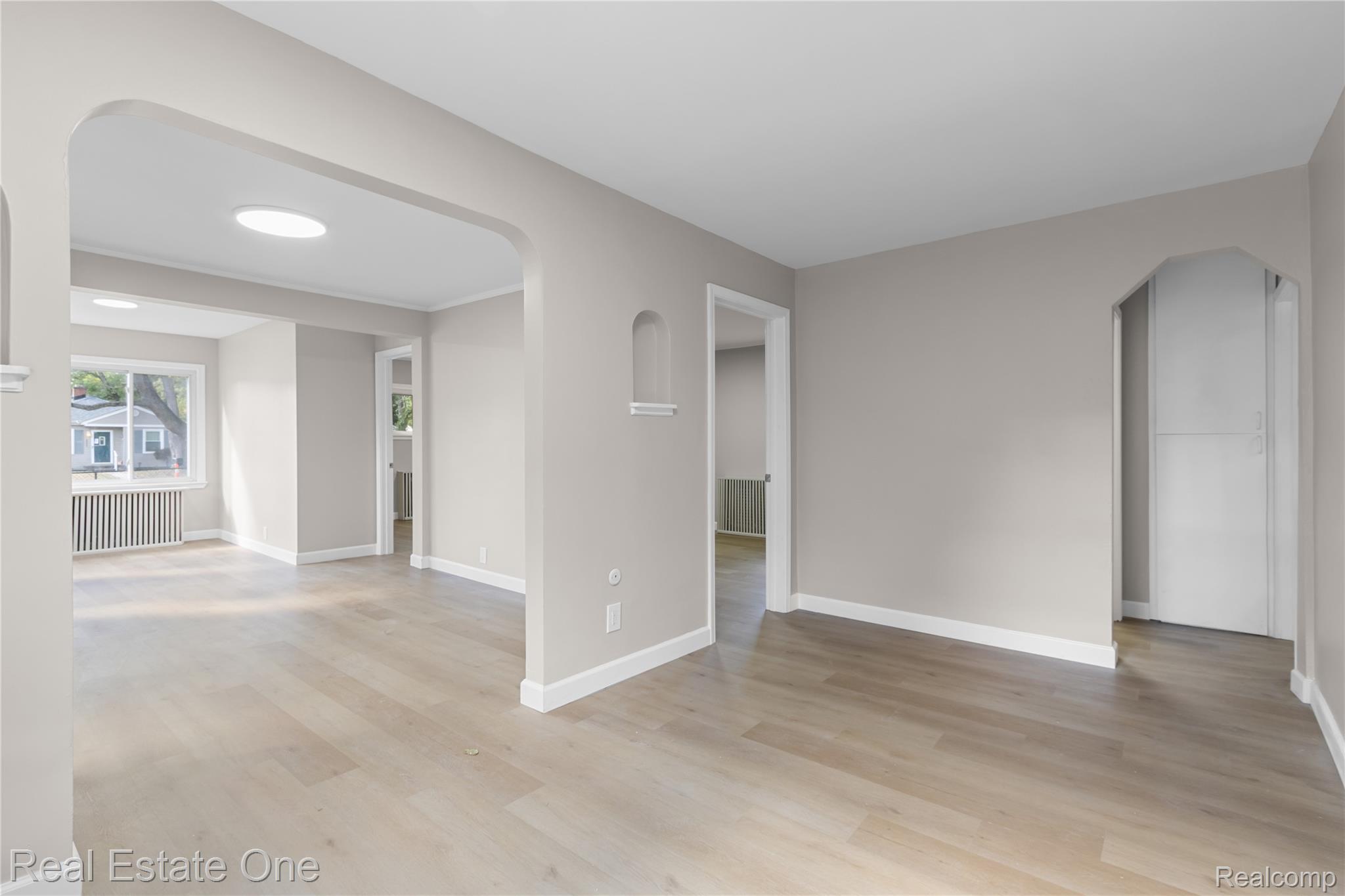 18404 Deering Street