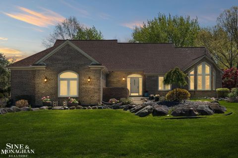 Photo of 6530 Basswood Drive, Troy City, MI 48098 (MLS # 58050209960)