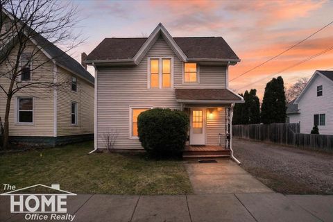 218 S Oak Street Owosso City MI 48867