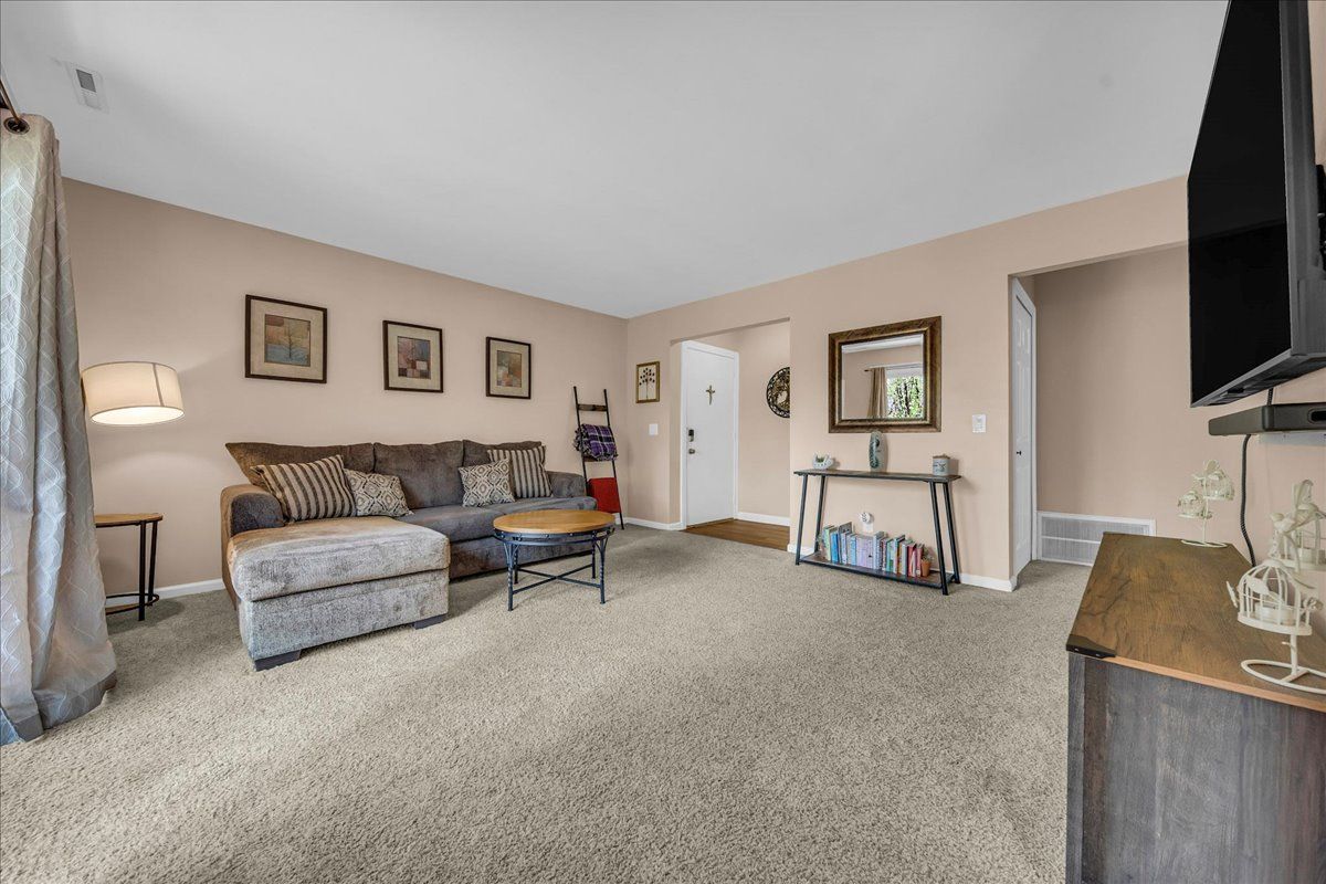 505 W HIGHLAND Road C13