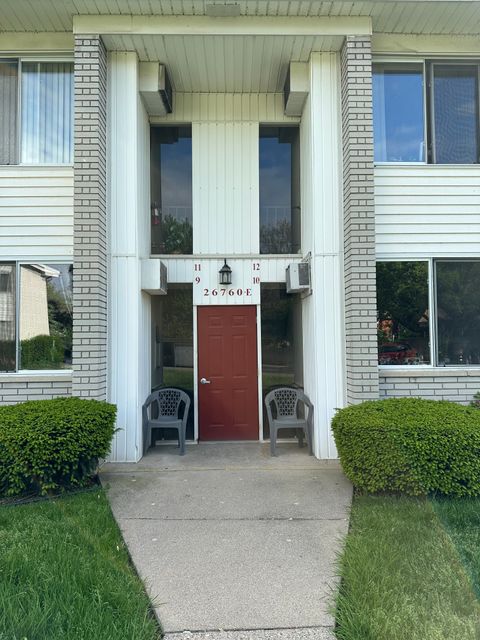 26760 JOY Road E12 Redford Charter Township Wayne MI 48239