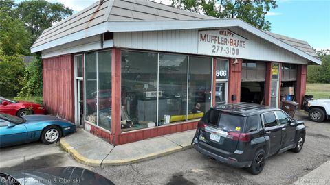 866 Inkster Road Inkster City MI 48141