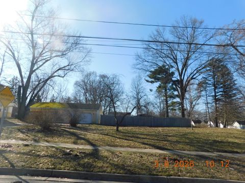 Tiny photo for 108 Hill Street, Dowagiac City, MI 49047 (MLS # 69026008647)