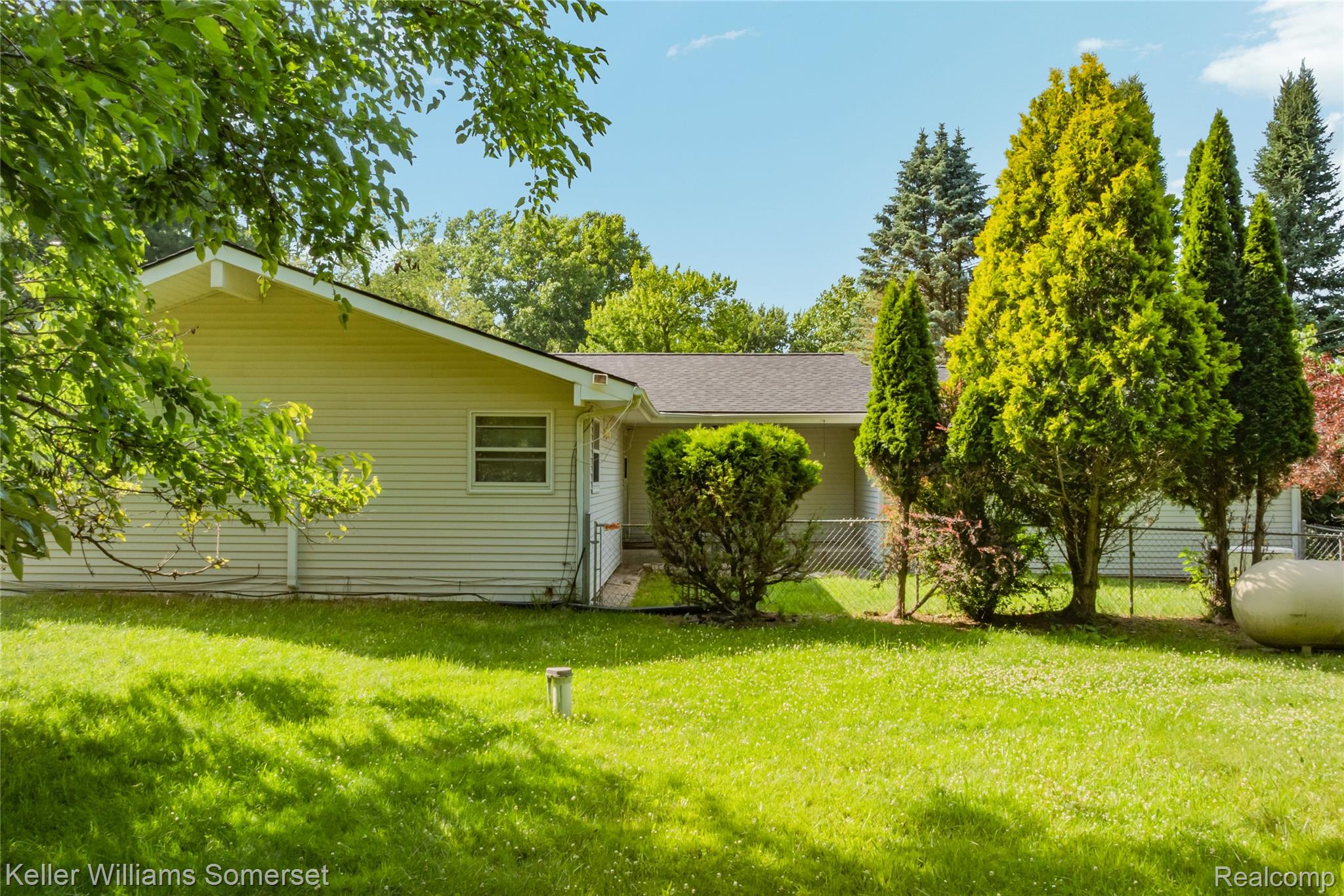 2344 Rochester Road