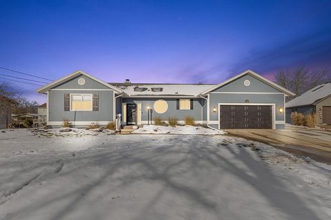 10273 Burgundy Boulevard Windsor Charter Township MI 48821