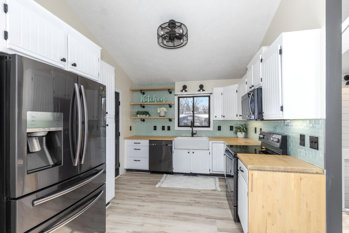 10273 Burgundy Boulevard