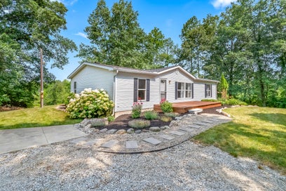 271 E Autumn Ln Kinderhook Township MI 49036