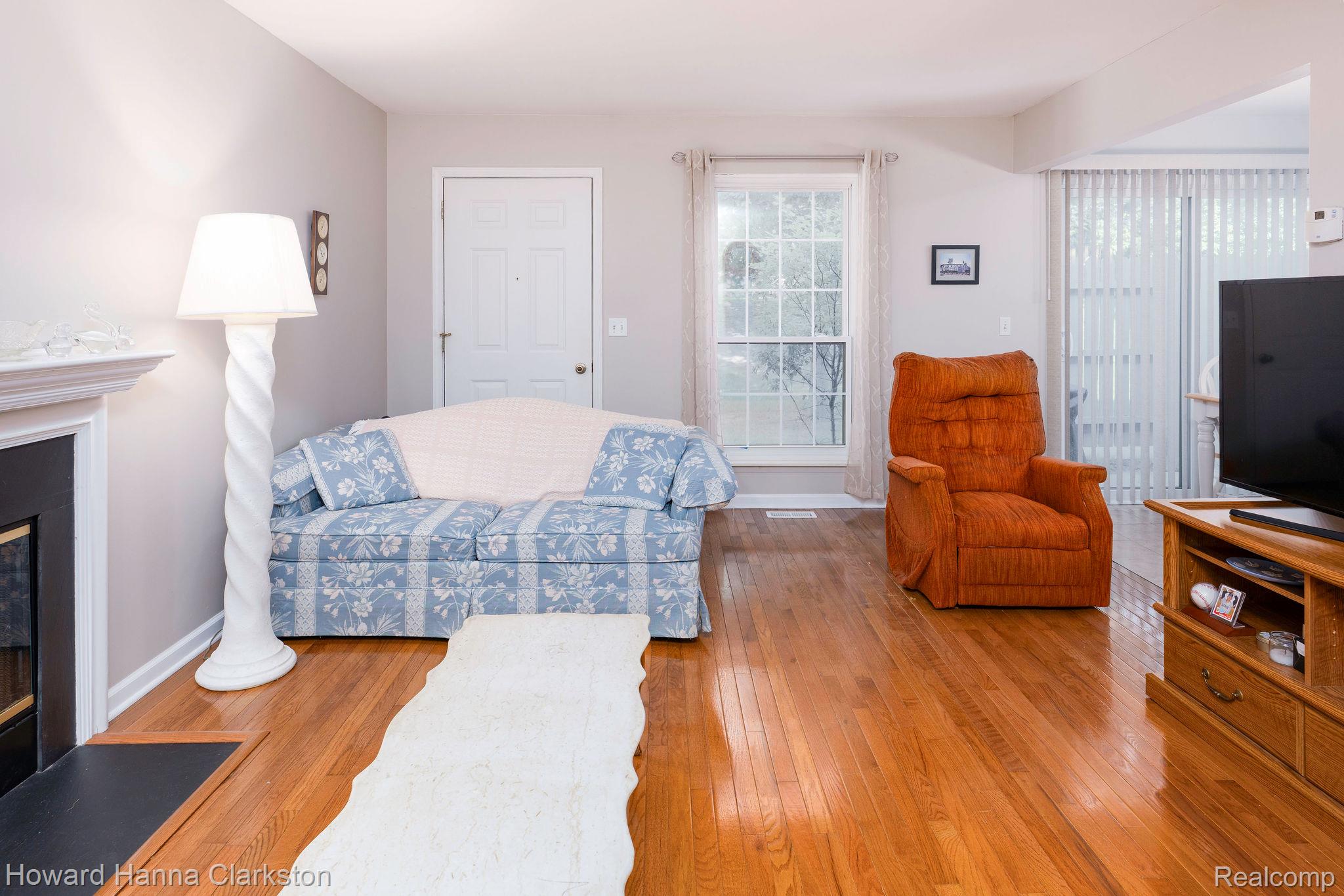 3145 Hidden Ridge Drive