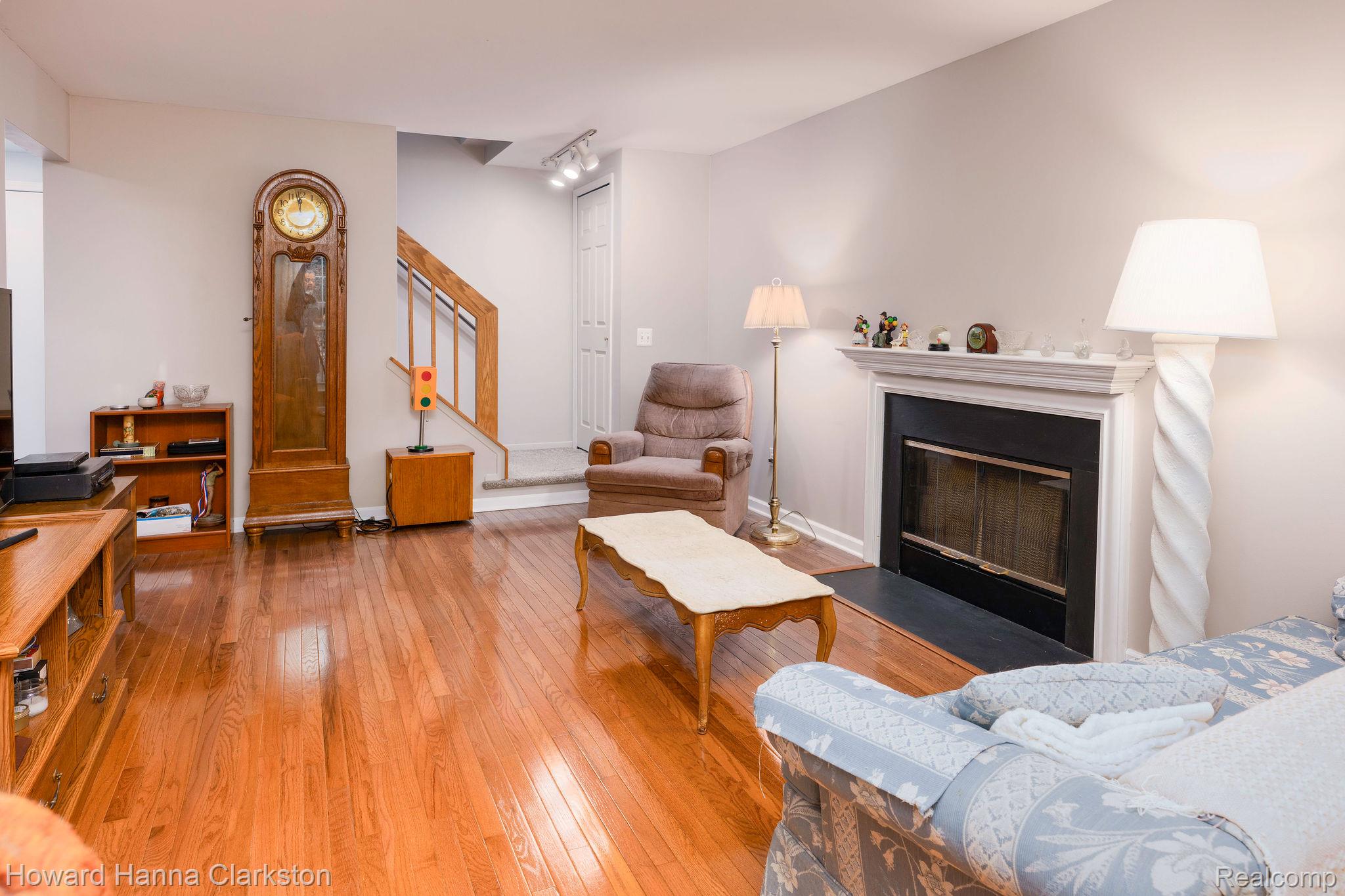 3145 Hidden Ridge Drive