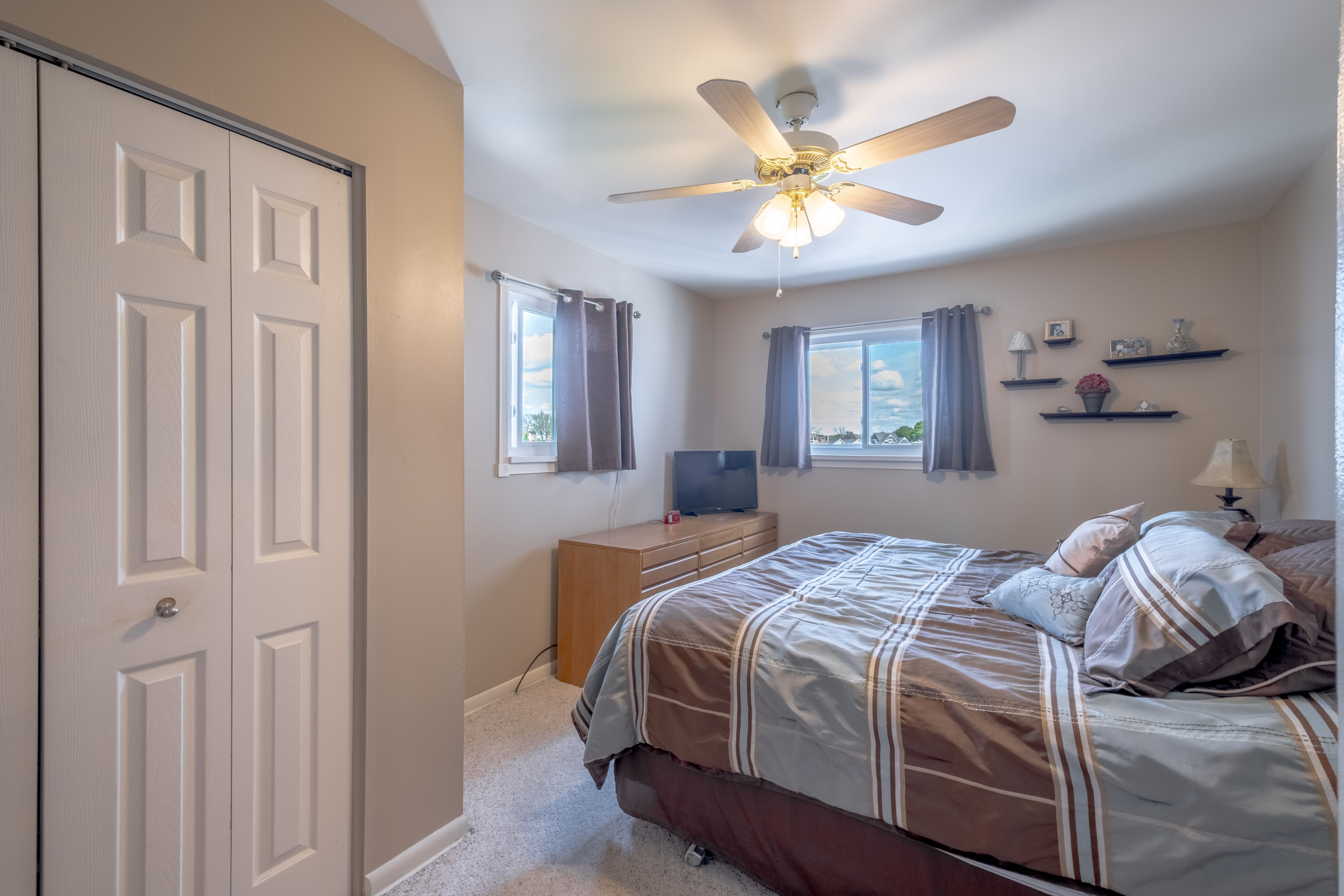 Fenton Charter Township, Michigan 48430, United States, 4 Bedrooms Bedrooms, ,1 BathroomBathrooms,Residential,Active,126094