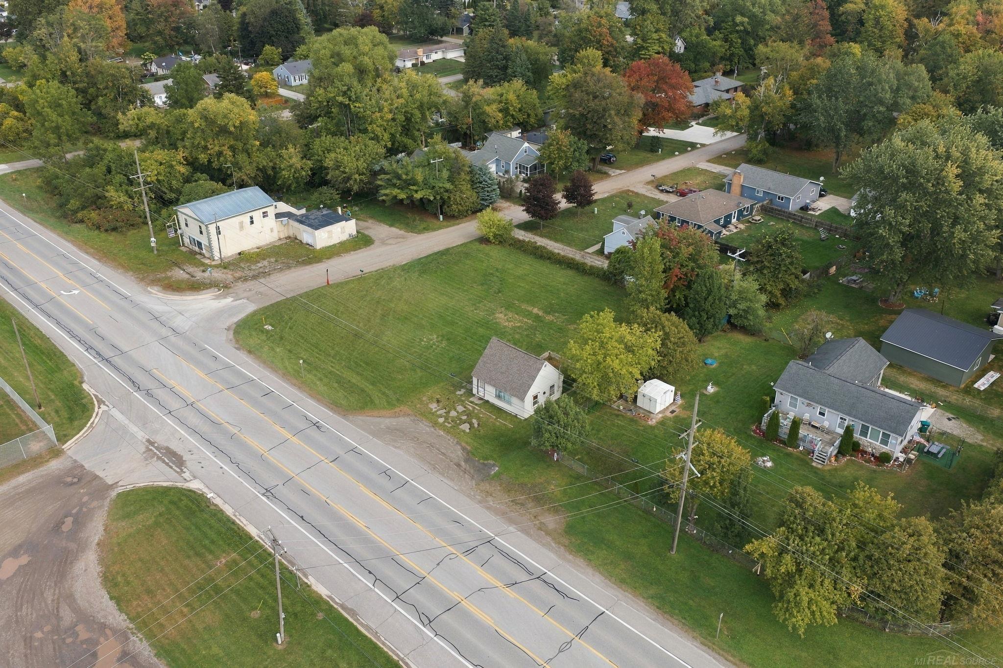 7435 Lakeshore Road