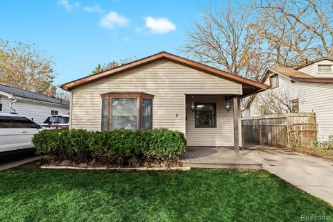 1019 E HAYES Avenue E Hazel Park City MI 48030