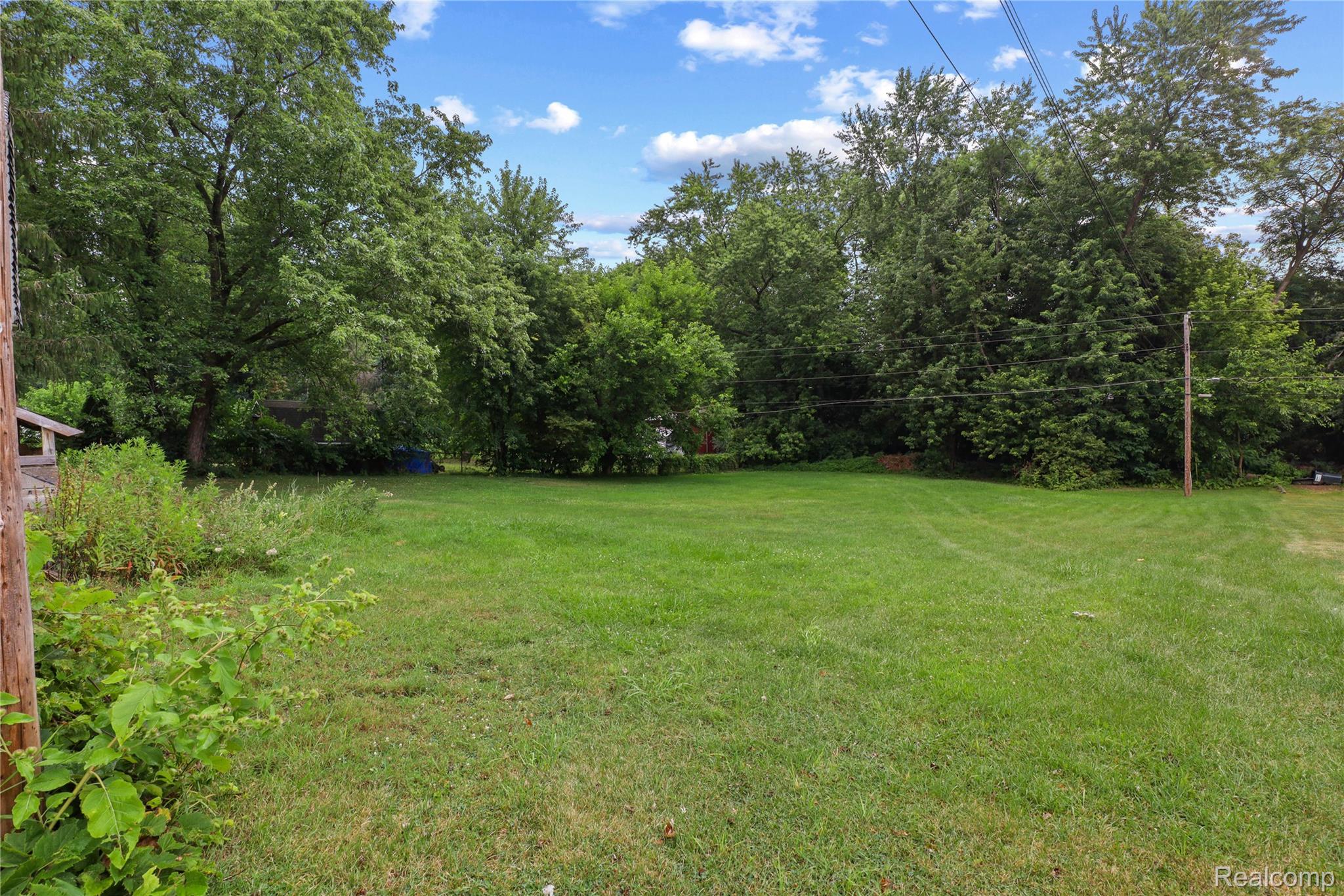10835 Fieldcrest Drive