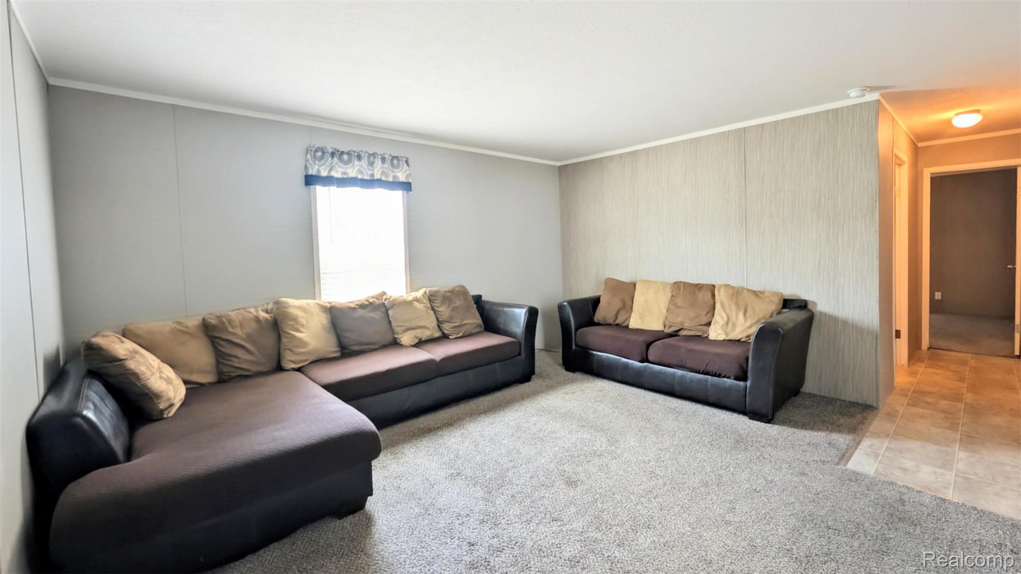 17092 Canterbury Circle