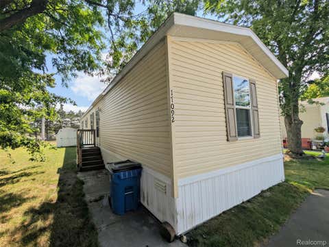 Photo of 17092 Canterbury Circle, Groveland Township, MI 48442 (MLS # 20261065659)