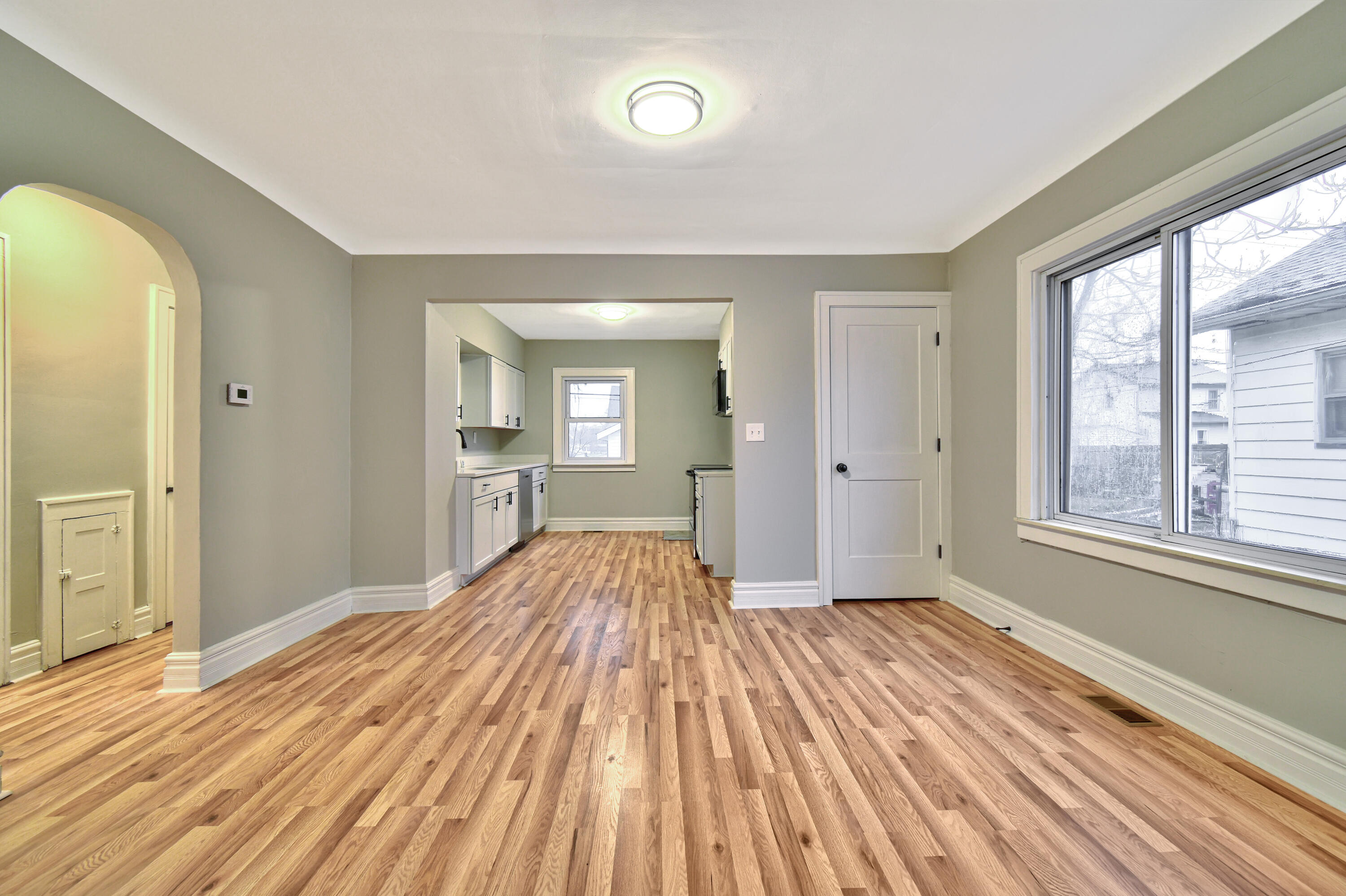 345 E Goulson Avenue