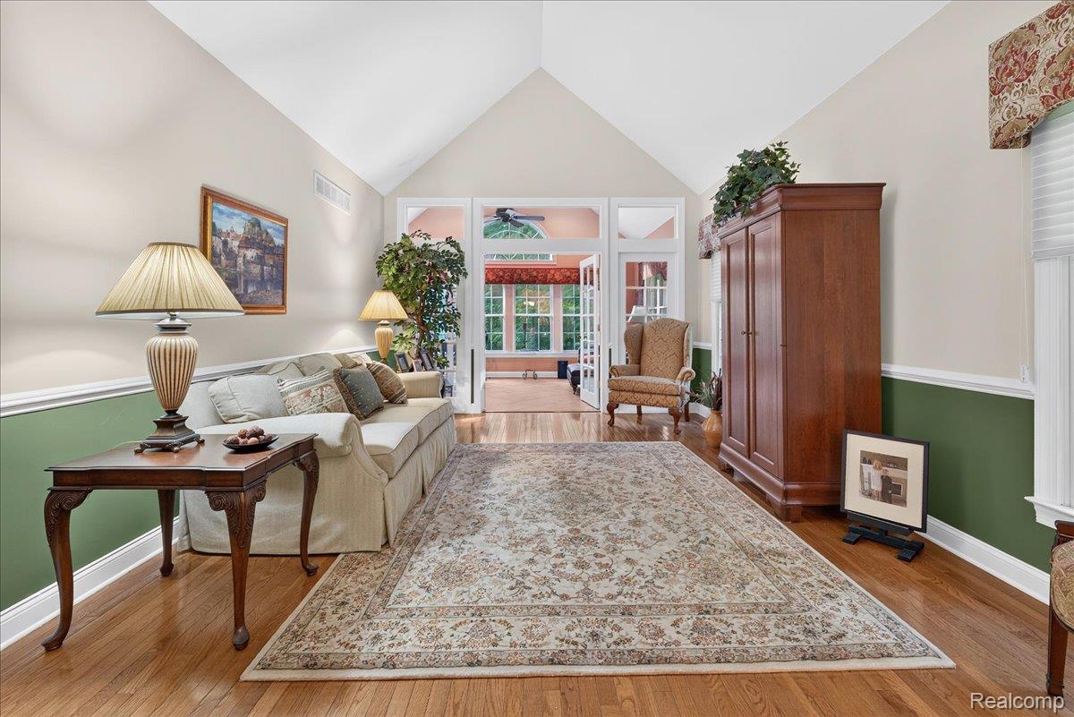49647 Timber Trail
