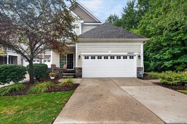 49647 TIMBER TRL, NOVI, MI 48374 - Image feb13269351ec6dfd57e640308bc6555/567228467