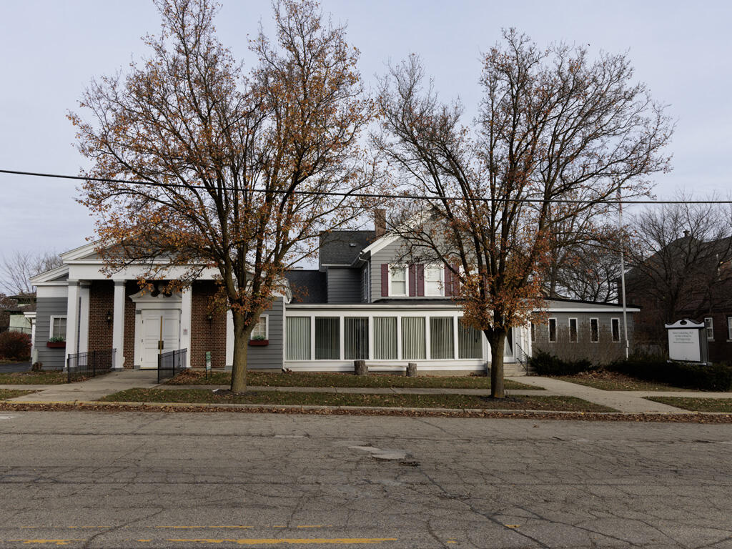 Listing image 4