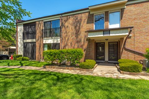 18288 UNIVERSITY PARK Drive Livonia City MI 48152