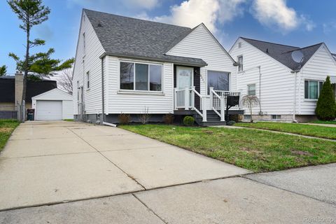8221 Coolidge Center Line City MI 48015