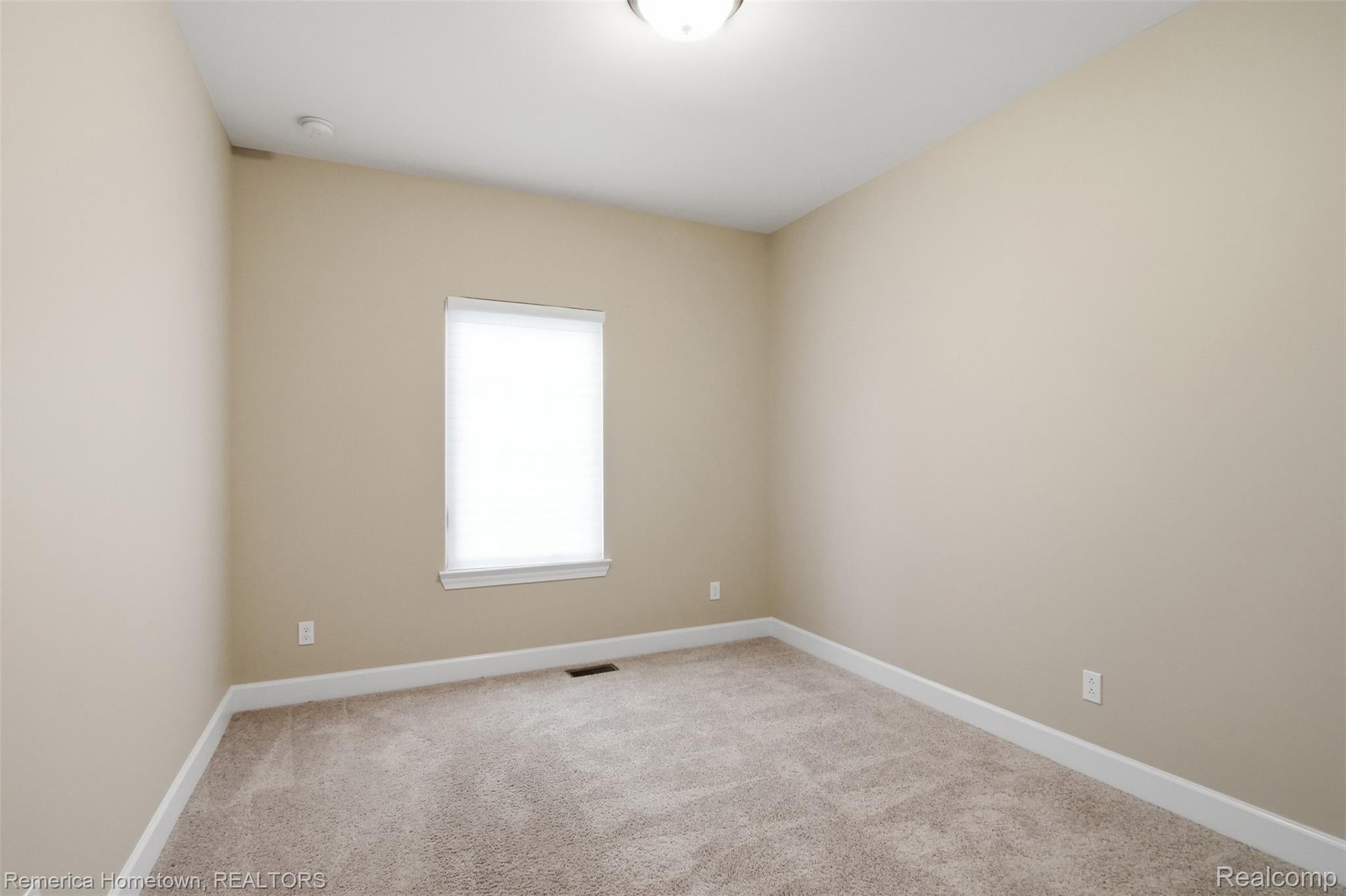 6819 Heirloom Circle