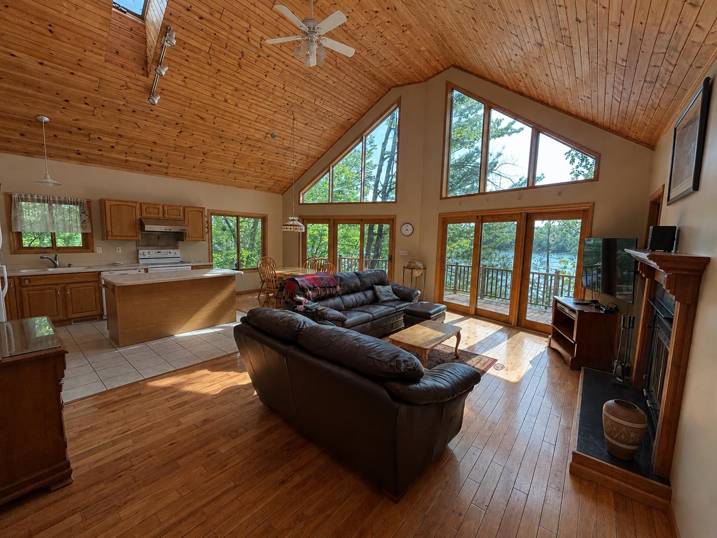 7148 W Blue Lake Road, Ne