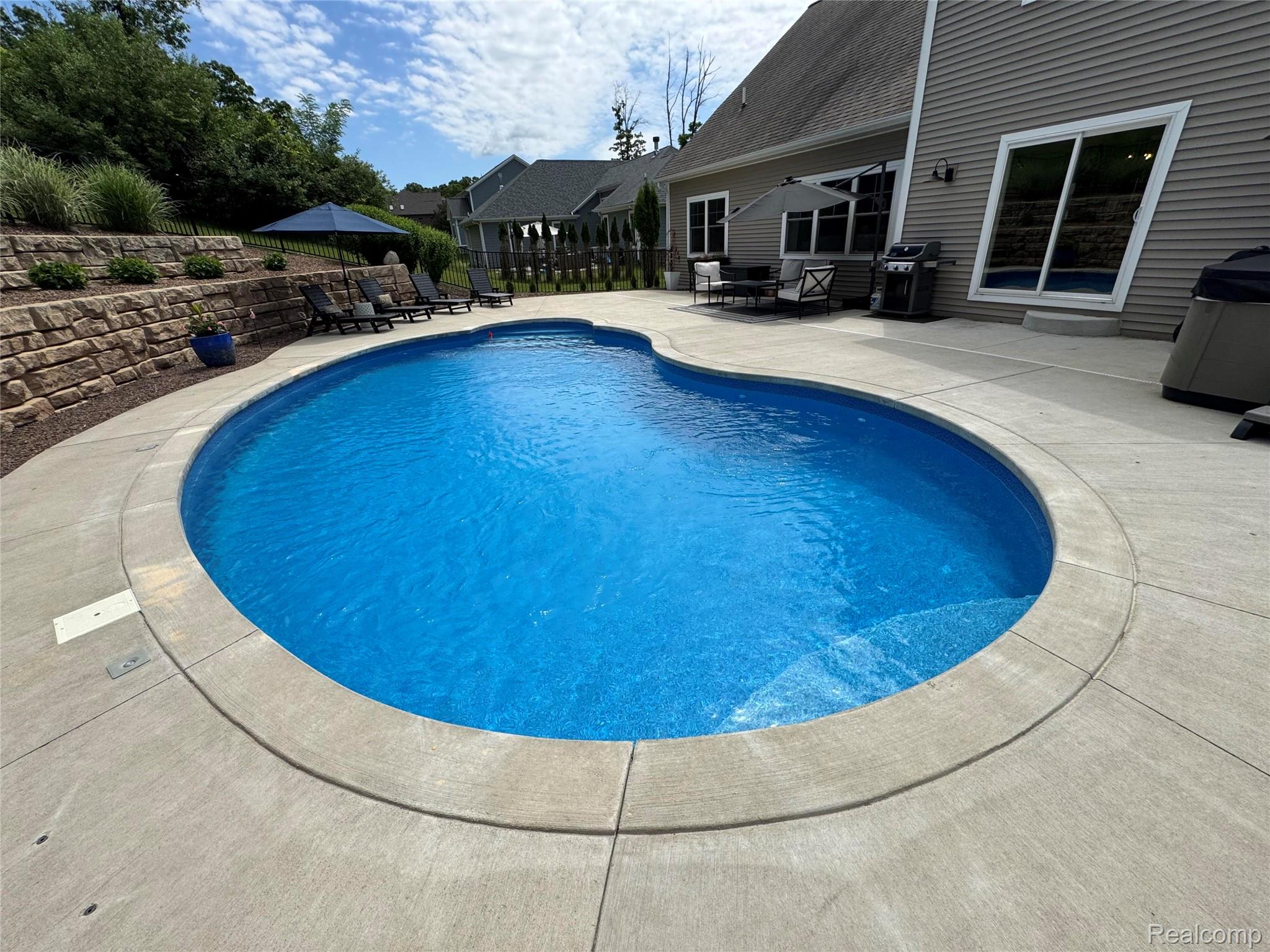 11029 Ridge View Trail