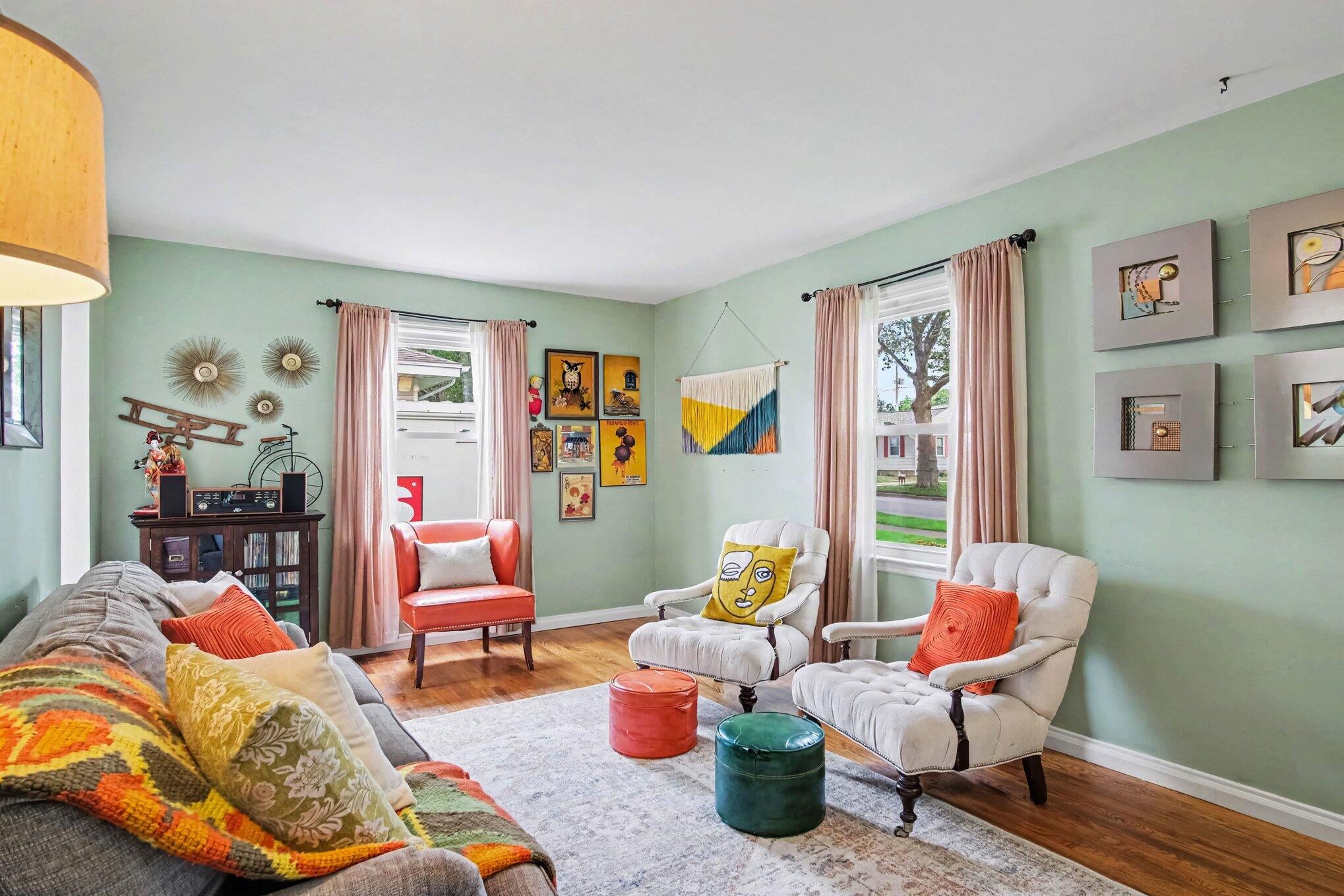 105 Katherine Drive NE