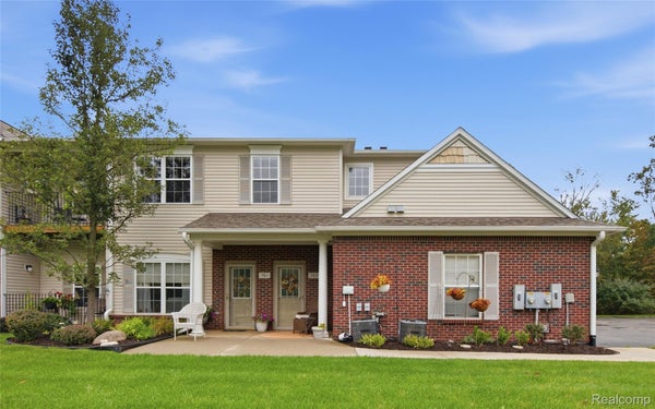 763 EAGLE DR, FENTON, MI 48430 - Image fee17498ffbea91c686a84dbbef06de5/2902957645