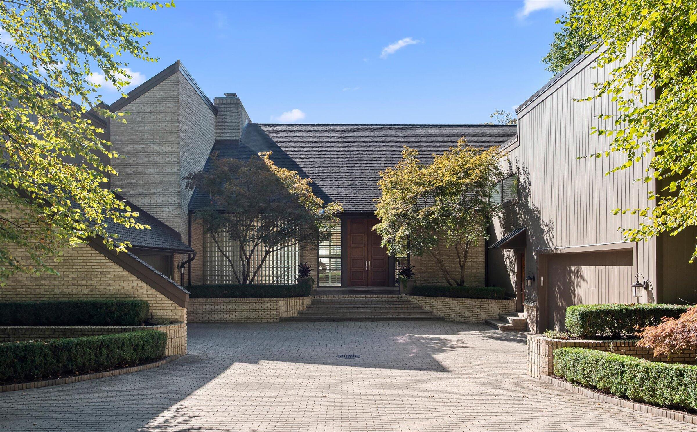 1735 Heron Ridge Drive