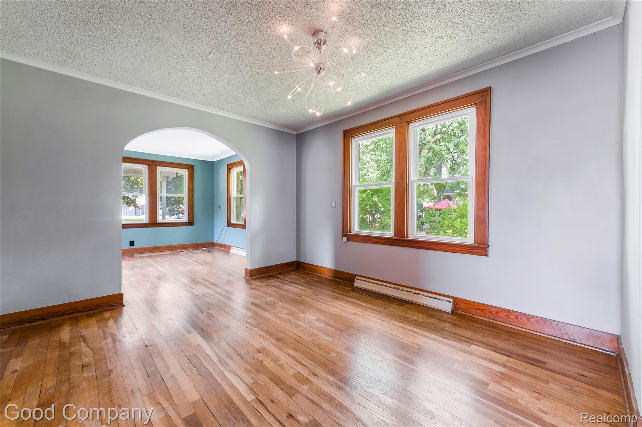836 W Silver Lake Road