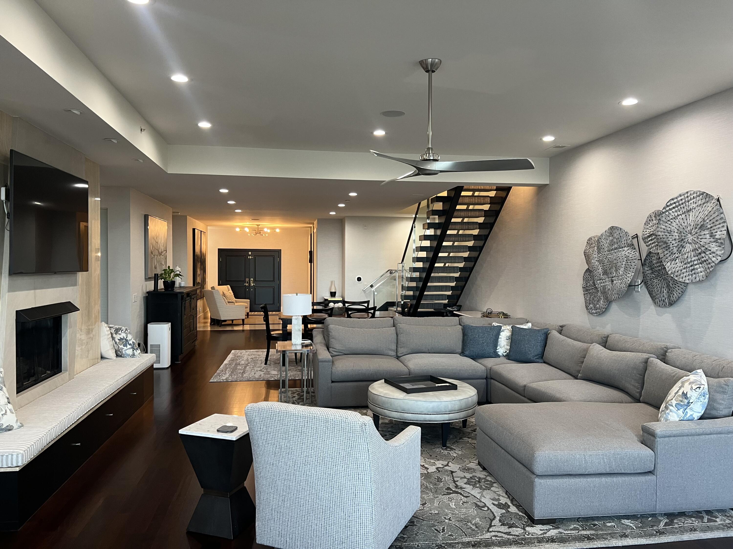 801 W Ann Arbor Trail 306