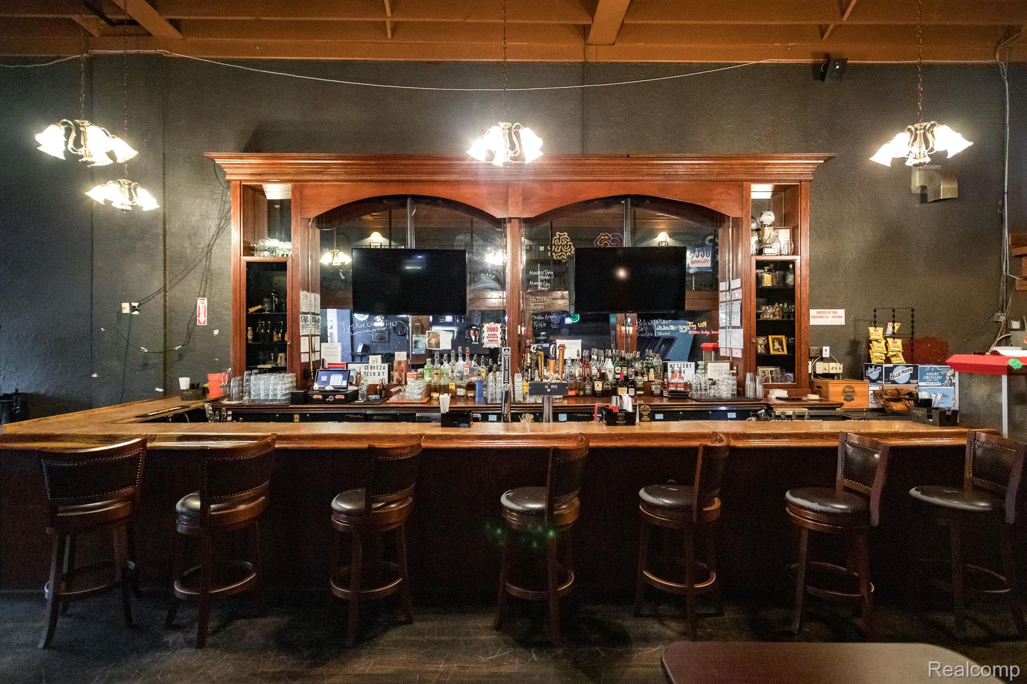 8848 Joseph Campau Street