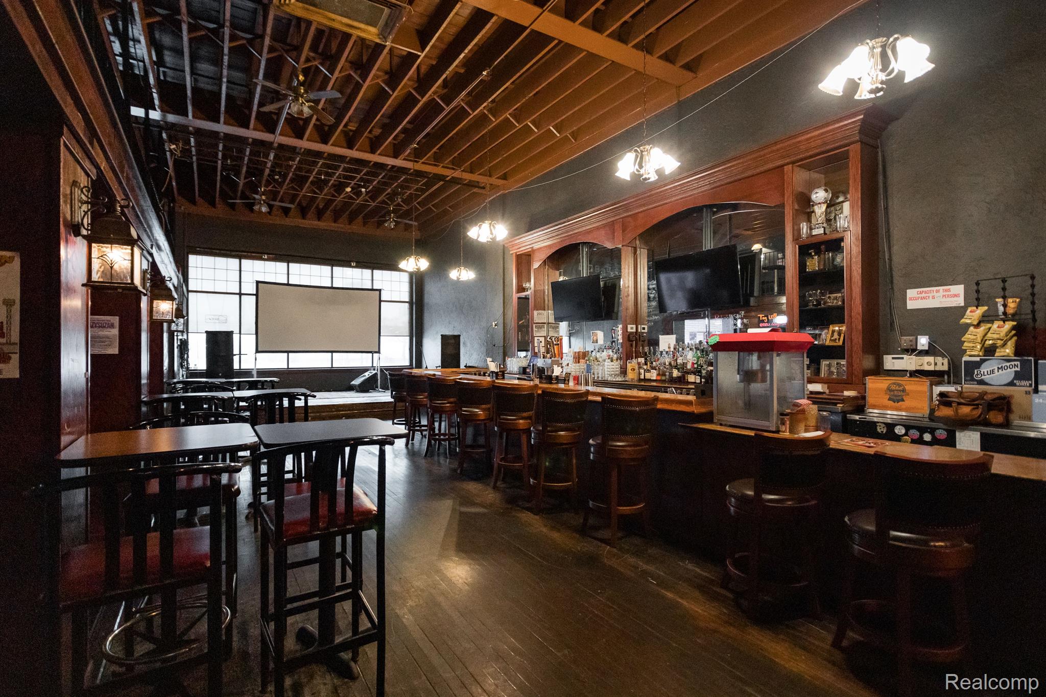 8848 Joseph Campau Street