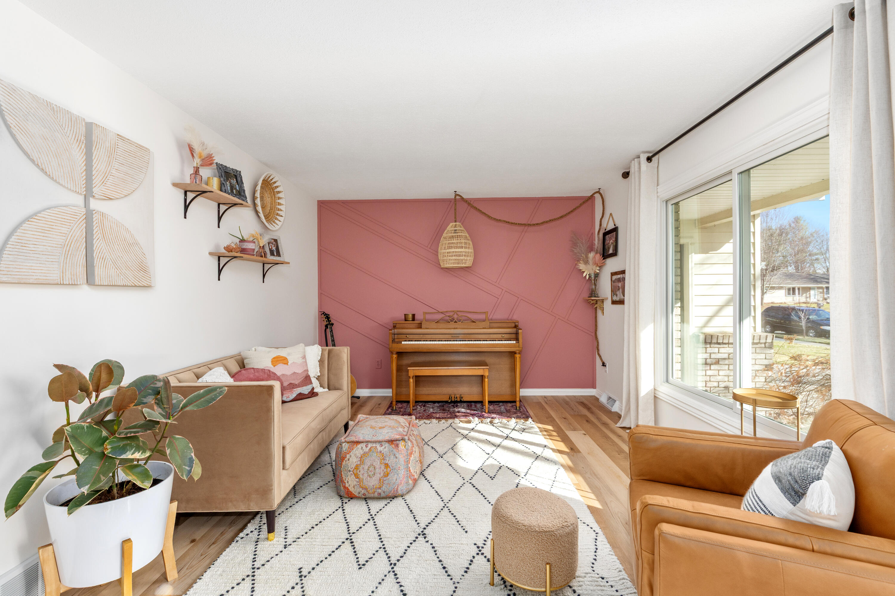 1335 Sierra Avenue NW