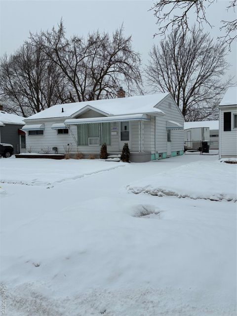 32262 Glen Street Westland City MI 48186