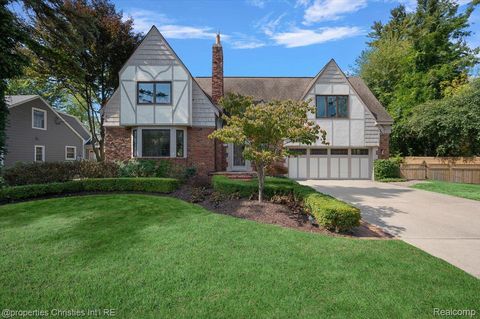 264 Larchlea Drive Birmingham City MI 48009