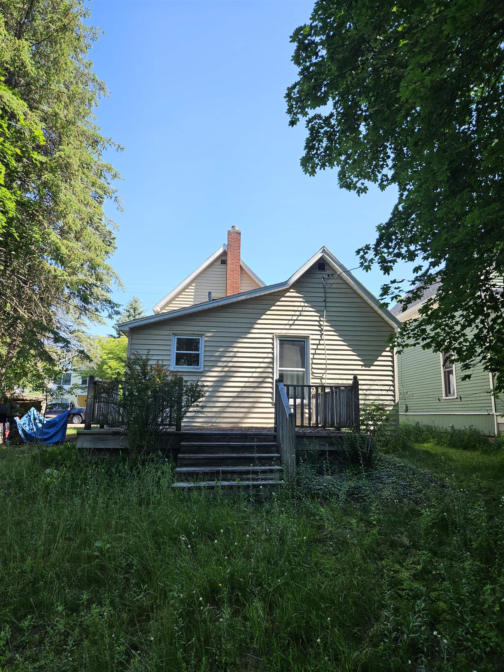 905 W Seventh Street