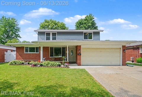 Photo of 13455 Darryl Drive, Warren City, MI 48088 (MLS # 20261043122)