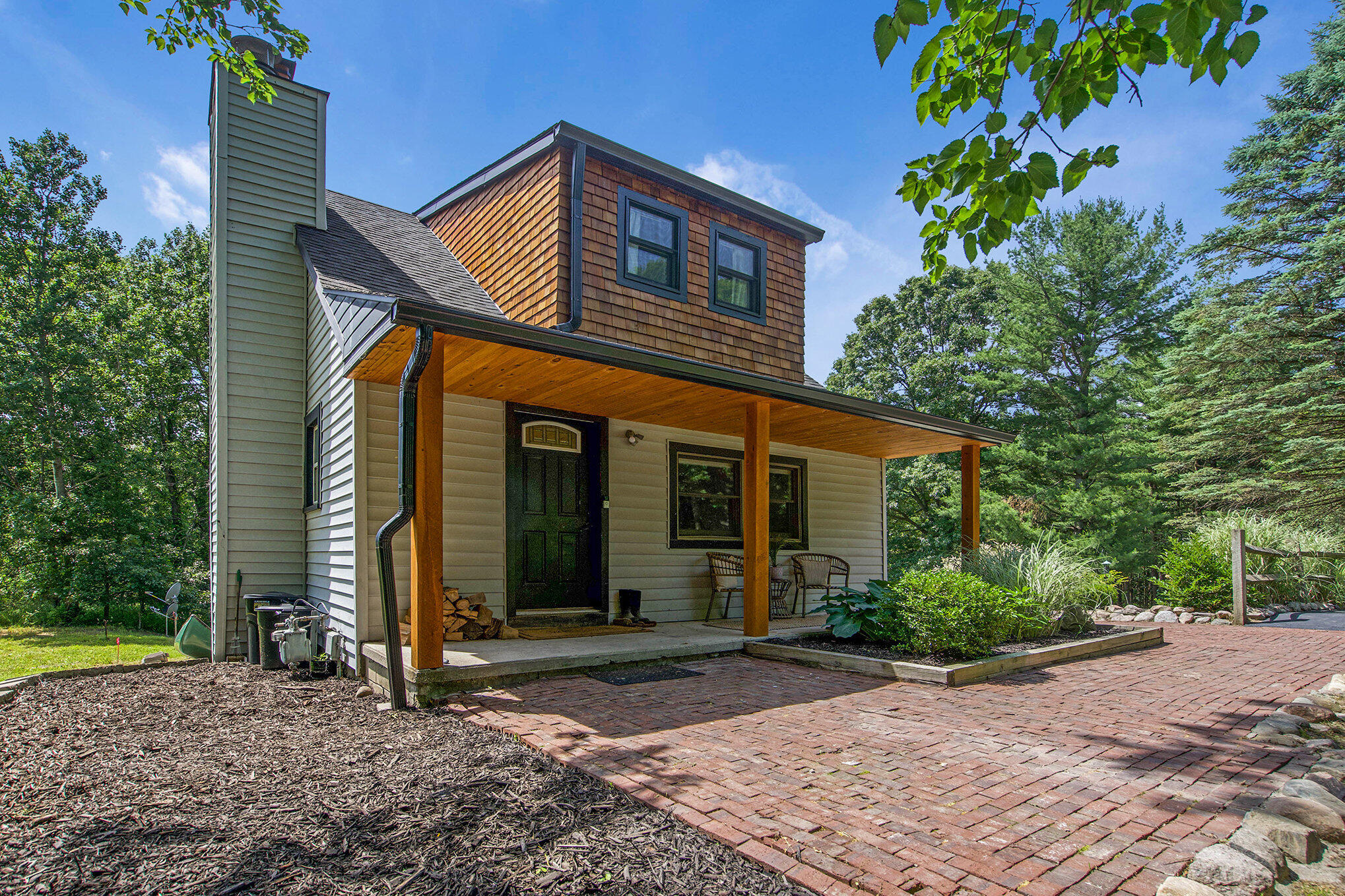 8041 Donovan Road