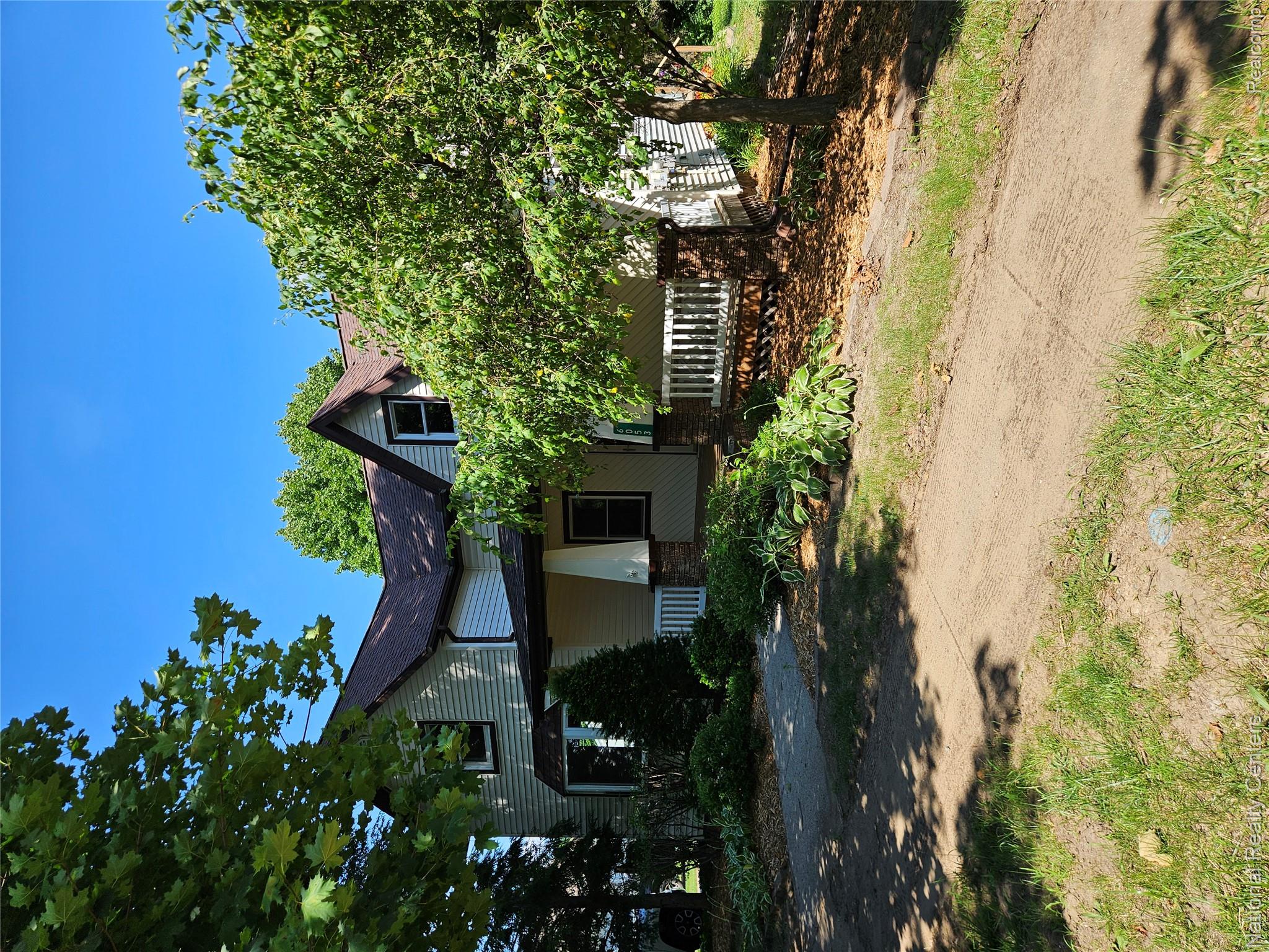 6053 3rd Street