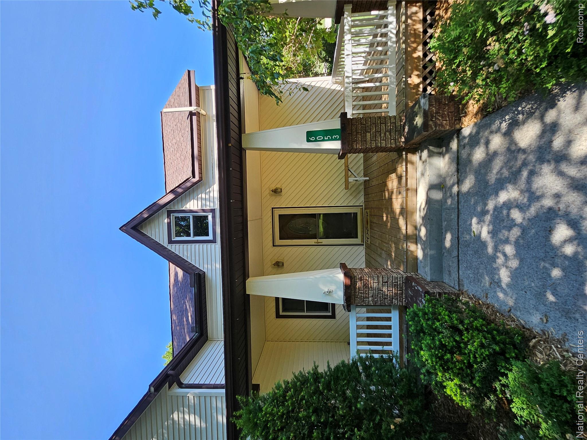 6053 3rd Street