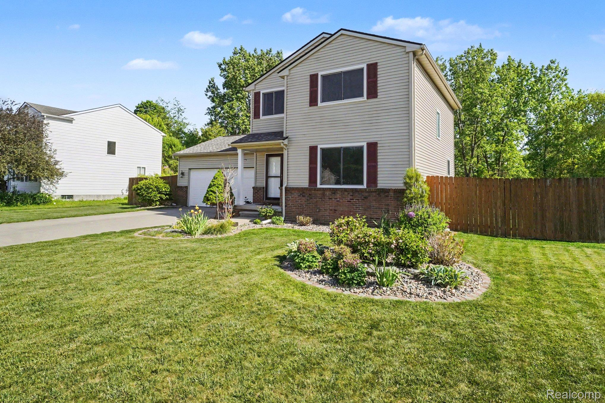 9312 Sandy Hollow Lane